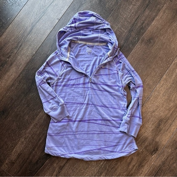 Nike runnings Womens medium purple lightweight Dri-fit hoodie - Picture 1 of 5